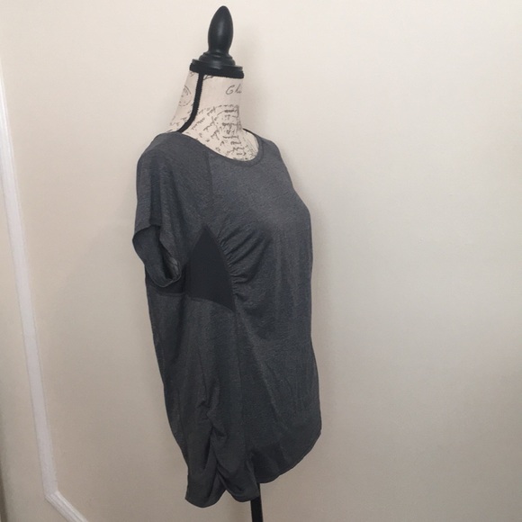 Old Navy Active Wear Top - Picture 4 of 6